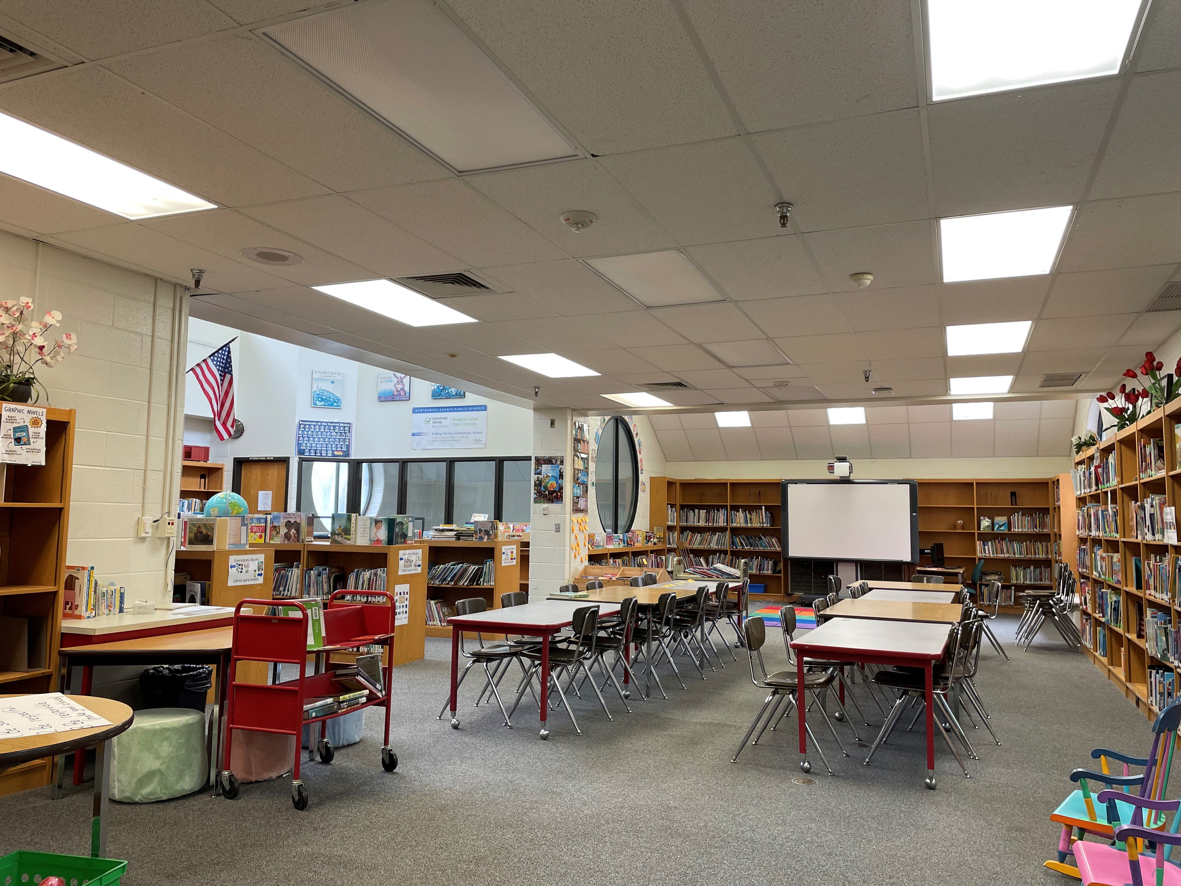 A picture of the Rolling Terrace Library Media Center